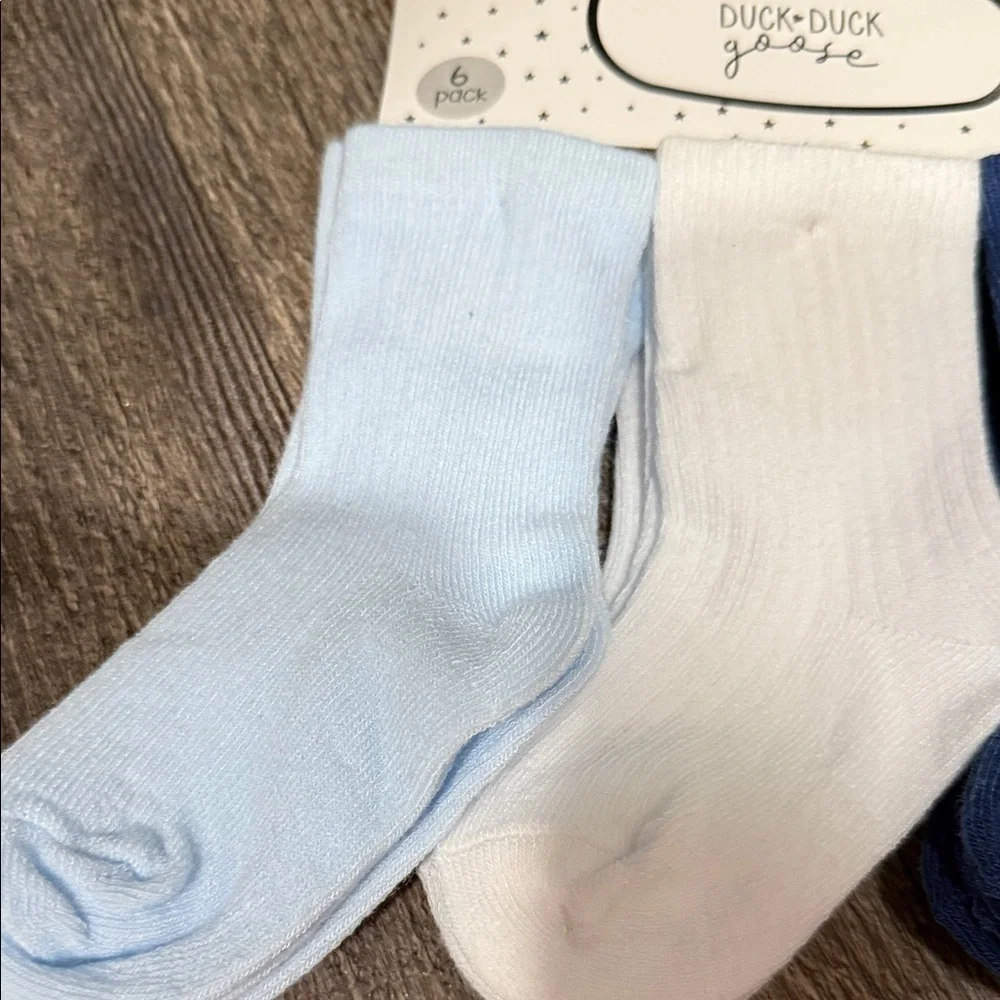 2 Kids' Blue and White Socks Set
